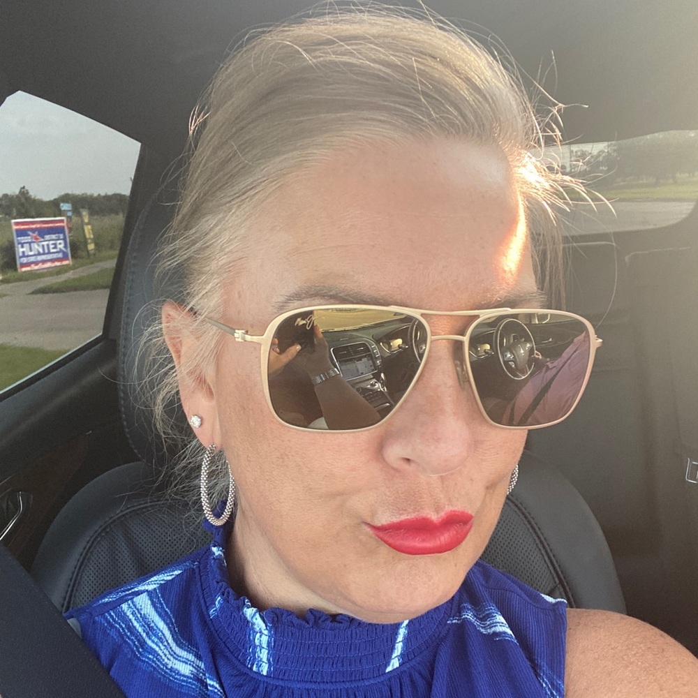 Meet your Posher, Melanie